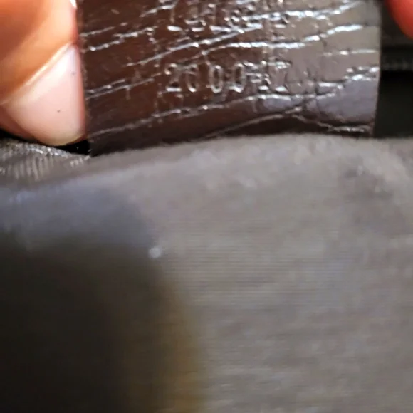 (SOLD)Authentic Gucci Tote bag - Picture 11 of 12